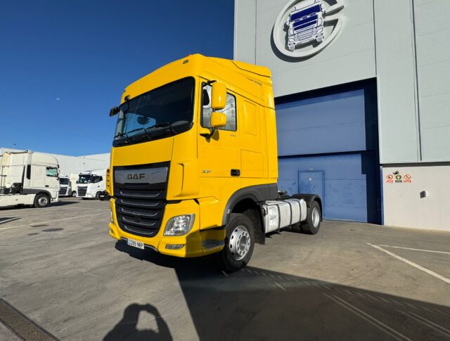 DAF XF 530 AUT NEUMATICA INTEGRAL EQUIPO HIDRAULICO