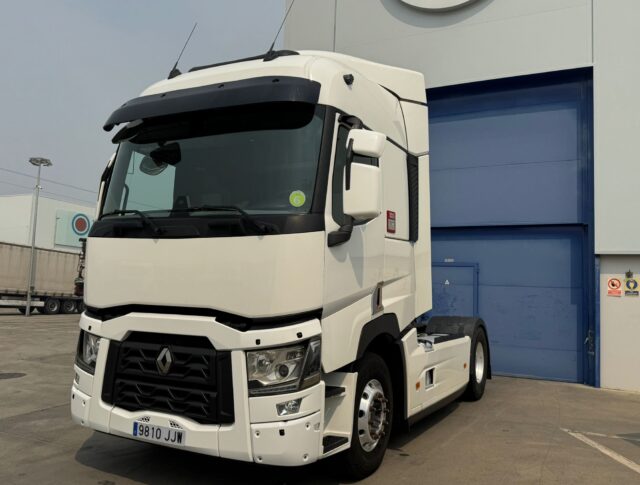 RENAUTL T 520 X ROAD