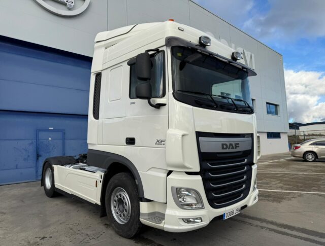 DAF FT XF 510 SPACE CAB AUT INT EQUIPO HIDRAULICO